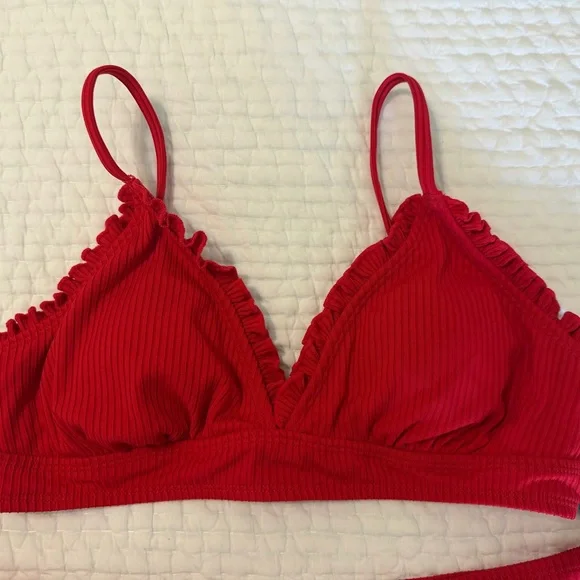 Cupshe Scarlet Ribbed Ruffle Triangle Bikini - Picture 3 of 4